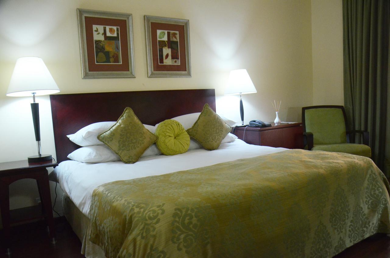 Oakwood Park Hotel Лекки Экстерьер фото